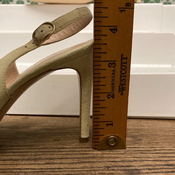 Club Monaco Yellow Heels - Picture 5 of 7